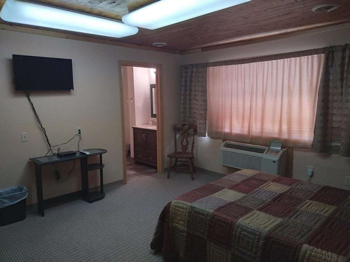 Comfort Zone Inn Rothsay Exterior photo